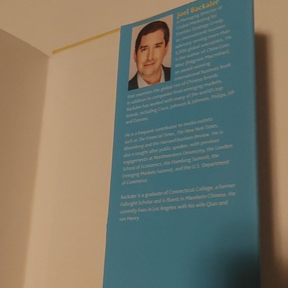 3/$13 Digital Influence adult hardcover by Joel Backaler, 2018 - Picture 5 of 7